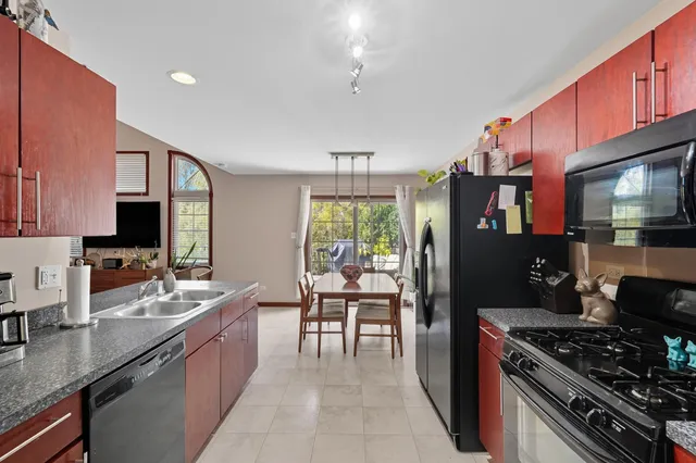 $319,999 | 9842 Kreitzburg Street, Dyer, IN 46311