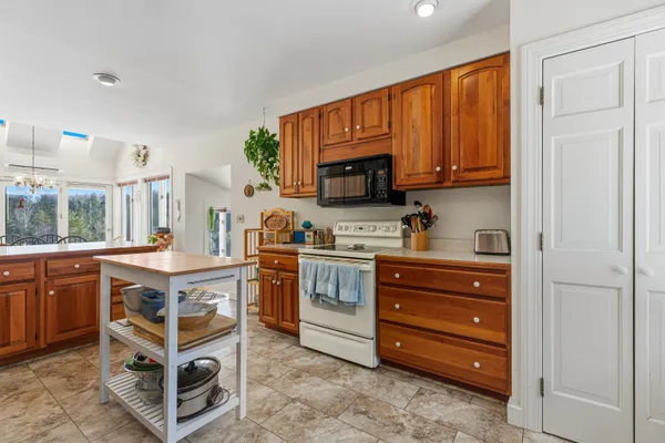 $945,000 | 80 Norford Lake Road, Norwich, VT 05055