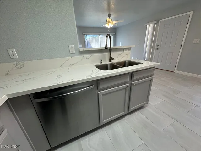 $1,500 | 3066 Tarpon, Unit 204, Las Vegas, NV 89120