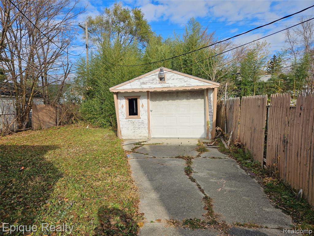 15675 Lappin Street Detroit, MI 48205 - Photo 3 of 22