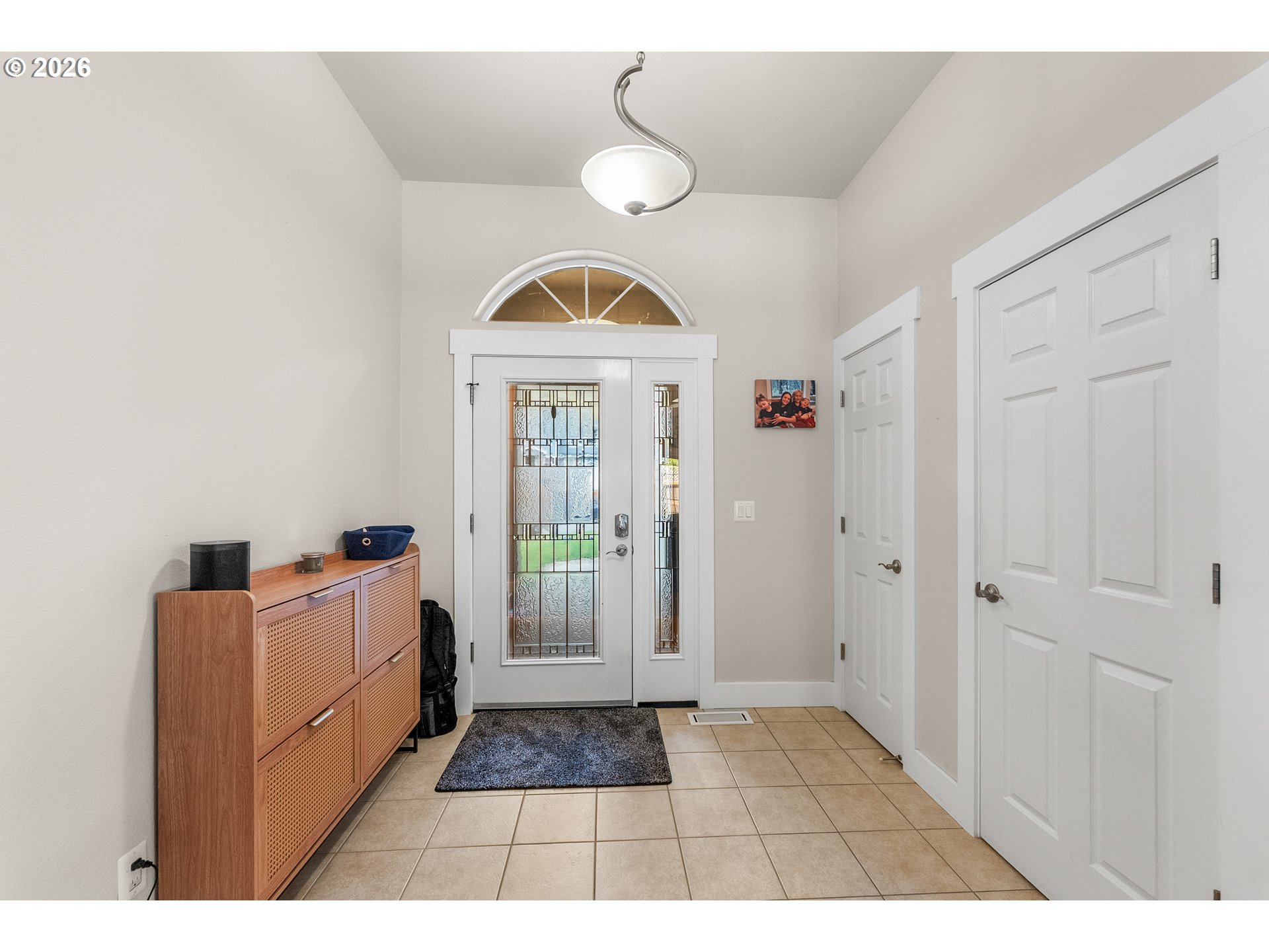 554 Oak Valley Loop Winchester, OR 97495 - Photo 4 of 42