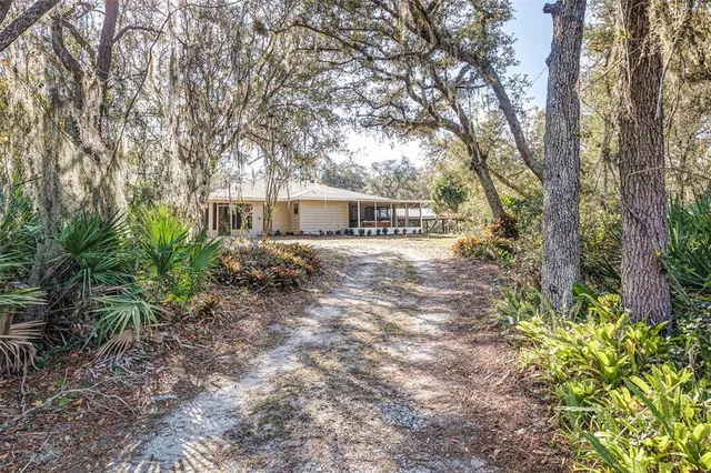 $437,950 | 900 Highway 630 East, Frostproof, FL 33843