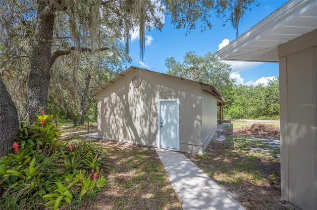 $439,950 | 900 Highway 630 East, Frostproof, FL 33843