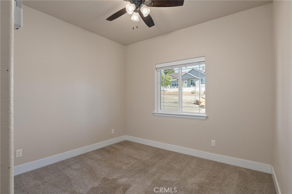 1398 Elliott Road Paradise, CA 95969 - Photo 15 of 34