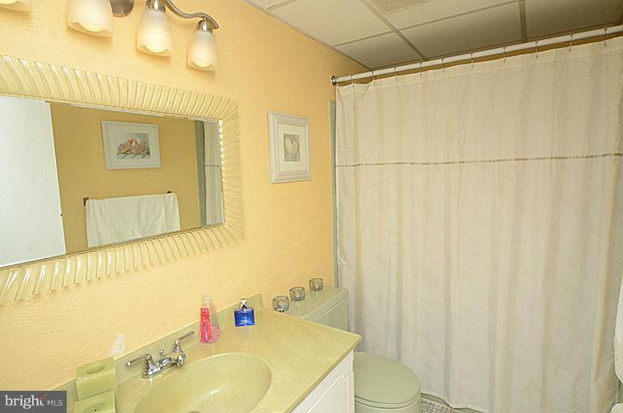 4011 Silvage Road Baltimore, MD 21236 - Photo 11 of 21 Bath