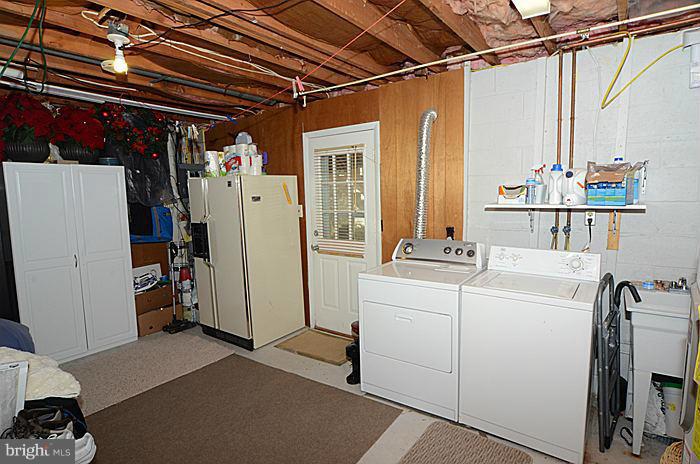 4011 Silvage Road Baltimore, MD 21236 - Photo 18 of 21 Laundry Room