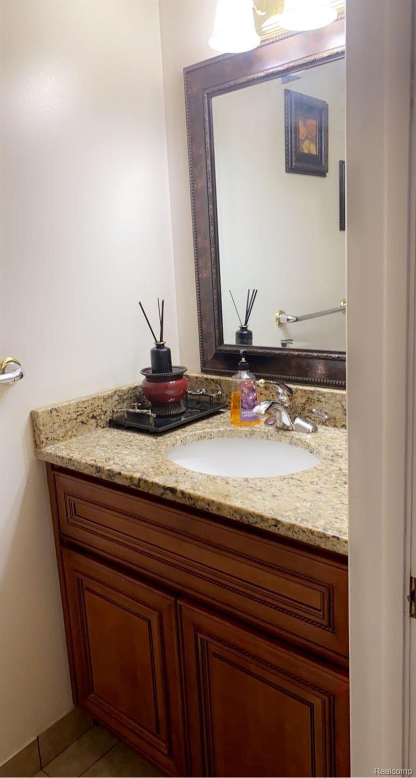 4466 15 Mile Road, Unit 103 Sterling Heights, MI 48310 - Photo 5 of 22 IMG_0505 (1).JPG