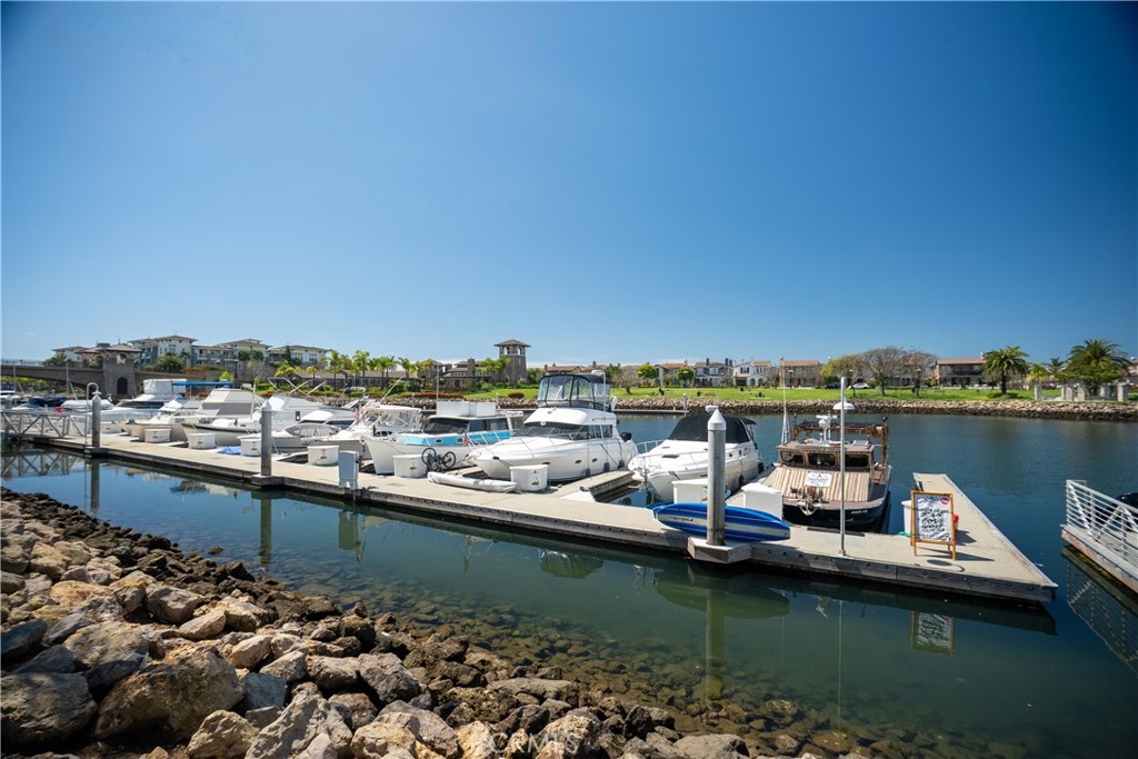 1431 Windshore Way Oxnard, CA 93035 - Photo 26 of 34