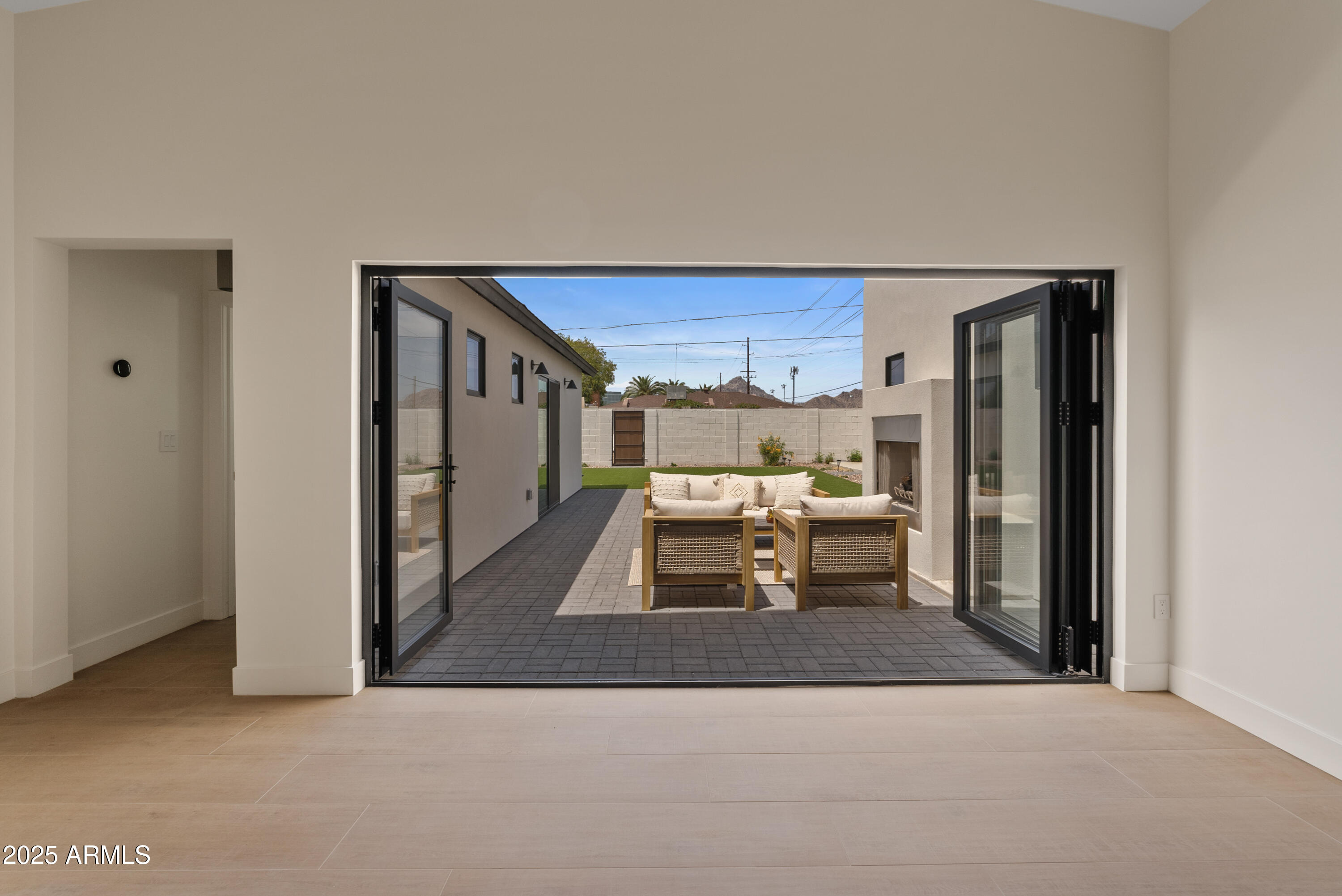 2546 East Roma Avenue Phoenix, AZ 85016 - Photo 8 of 39 Bifold Door & Mountain Views