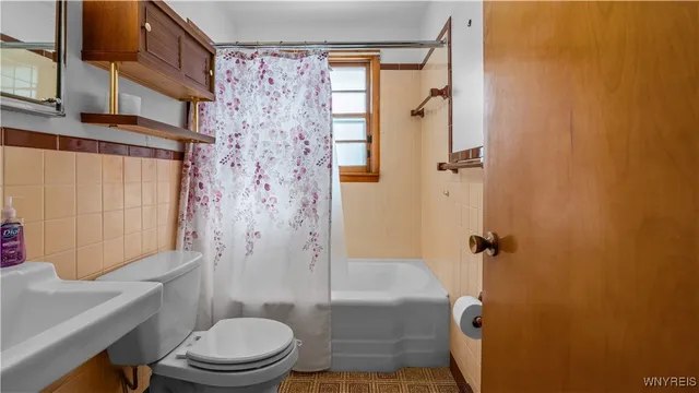 $234,900 | 1205 Mineral Springs Road, West Seneca, NY 14224