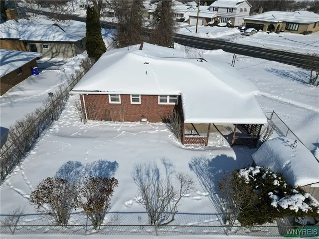 $234,900 | 1205 Mineral Springs Road, West Seneca, NY 14224