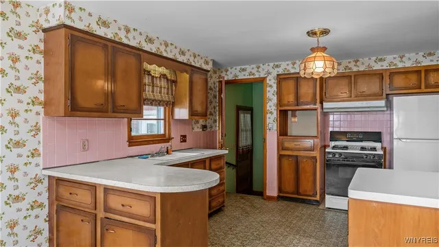 $234,900 | 1205 Mineral Springs Road, West Seneca, NY 14224