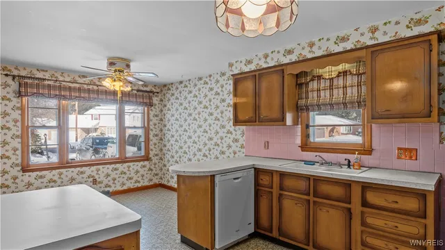 $234,900 | 1205 Mineral Springs Road, West Seneca, NY 14224