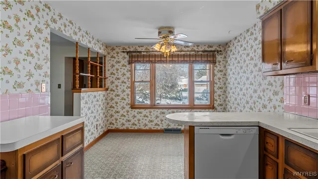 $234,900 | 1205 Mineral Springs Road, West Seneca, NY 14224