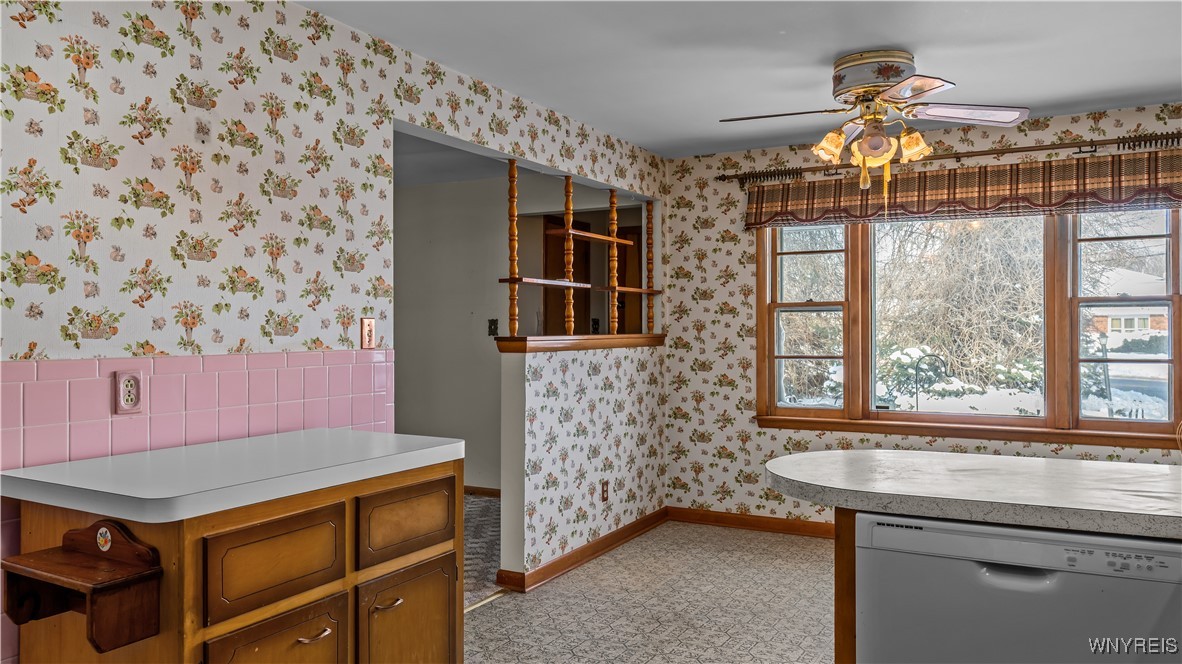 1205 Mineral Springs Road West Seneca, NY 14224 - Photo 7 of 27