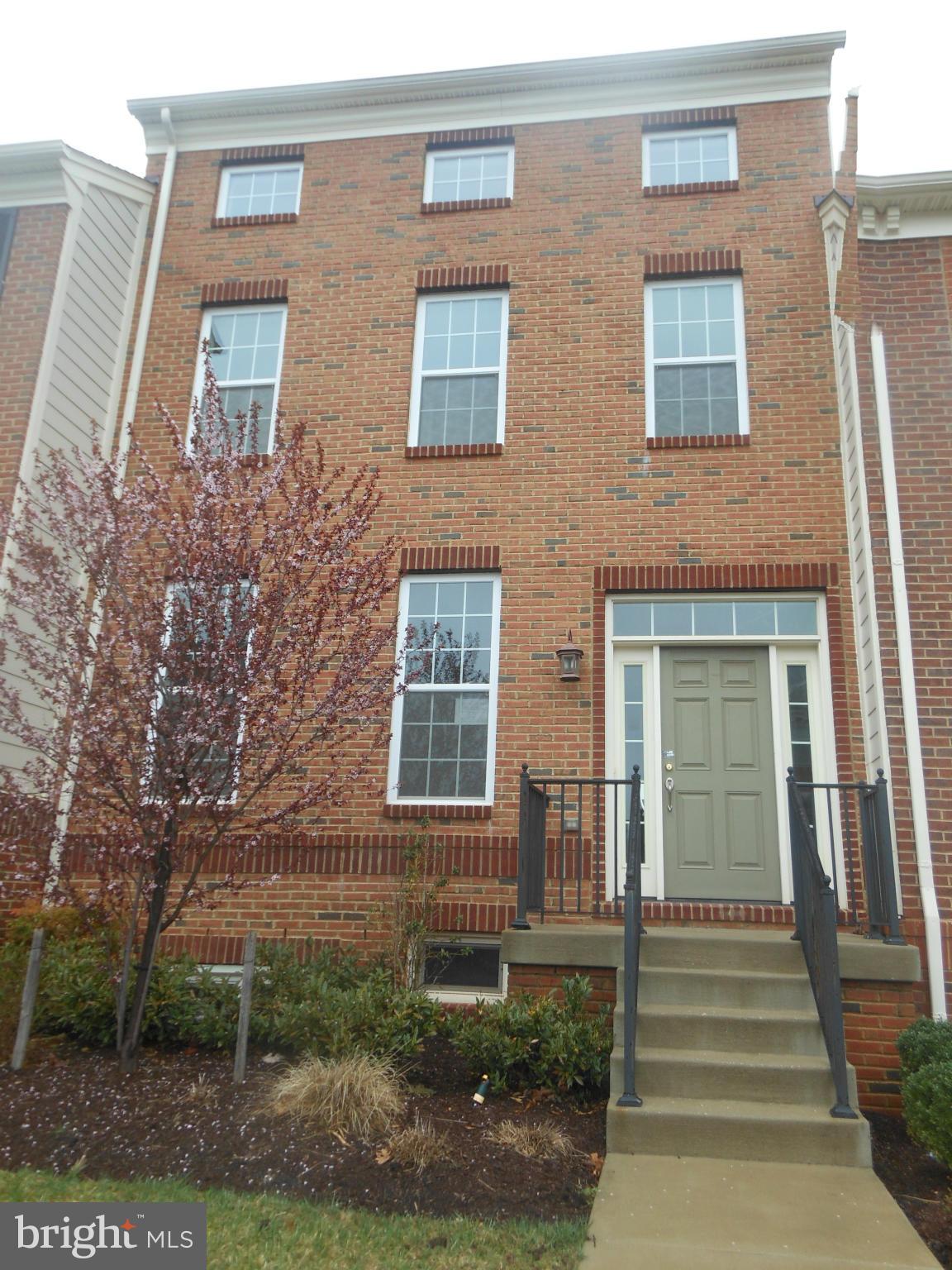 7631 Elmcrest Road Hanover, MD 21076 - Photo 1 of 15 Exterior (Front)