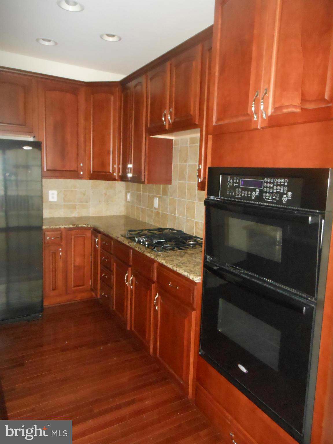 7631 Elmcrest Road Hanover, MD 21076 - Photo 6 of 15 Kitchen-photo one
