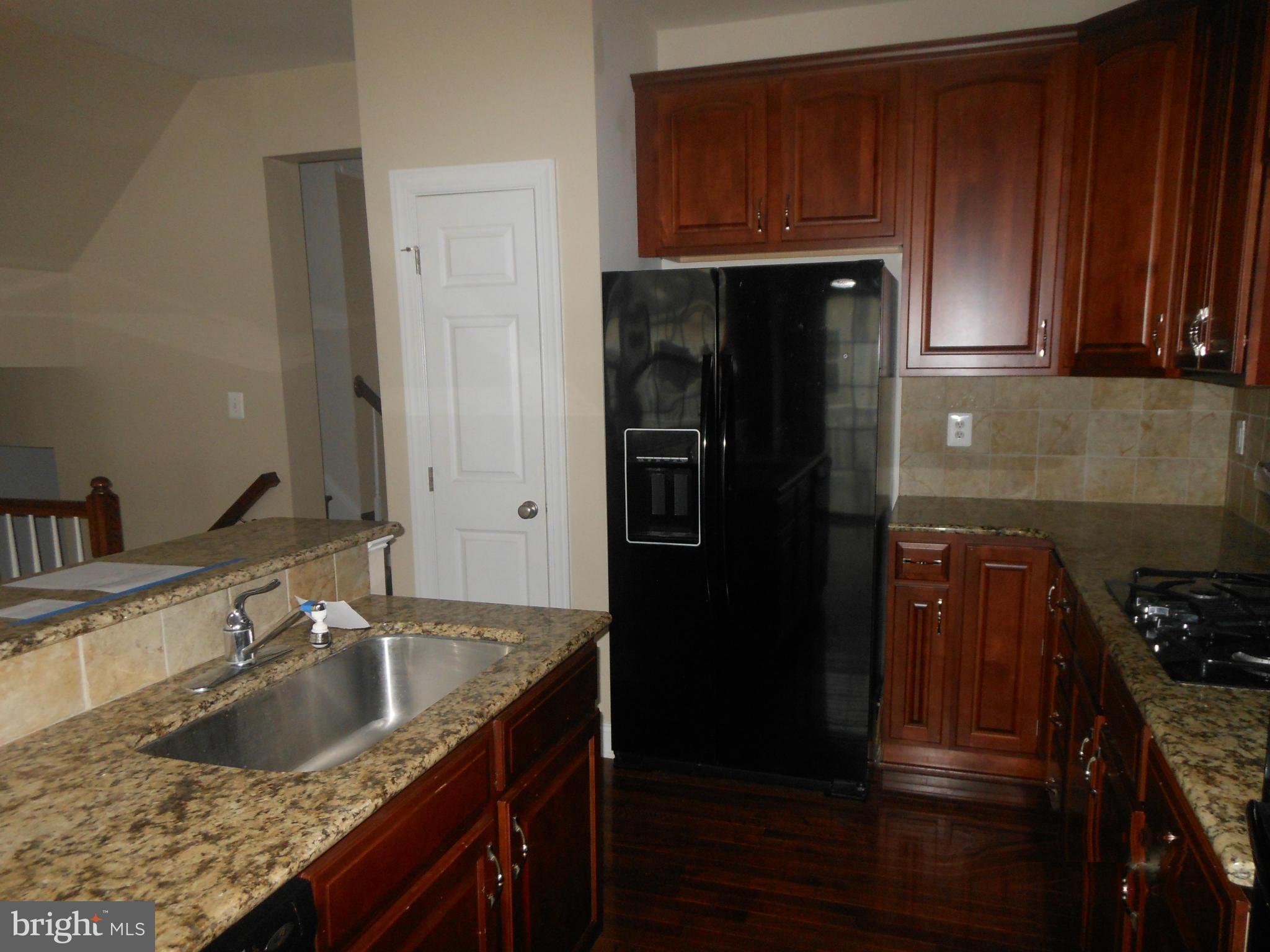 7631 Elmcrest Road Hanover, MD 21076 - Photo 7 of 15 Kitchen-photo two