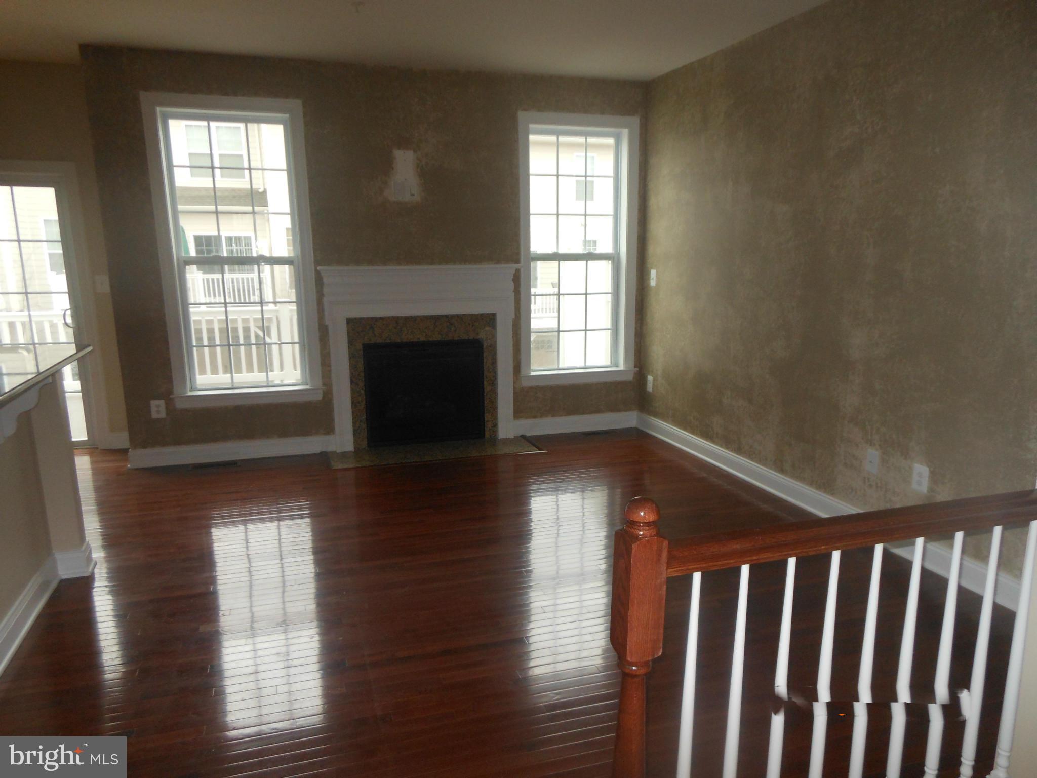 7631 Elmcrest Road Hanover, MD 21076 - Photo 8 of 15 Family Room