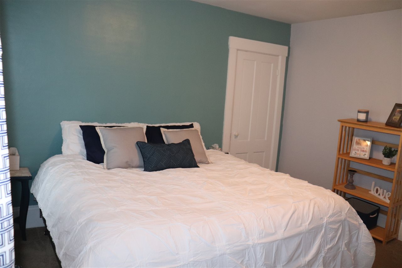 857 Portland Street Rochester, NH 03868 - Photo 10 of 31