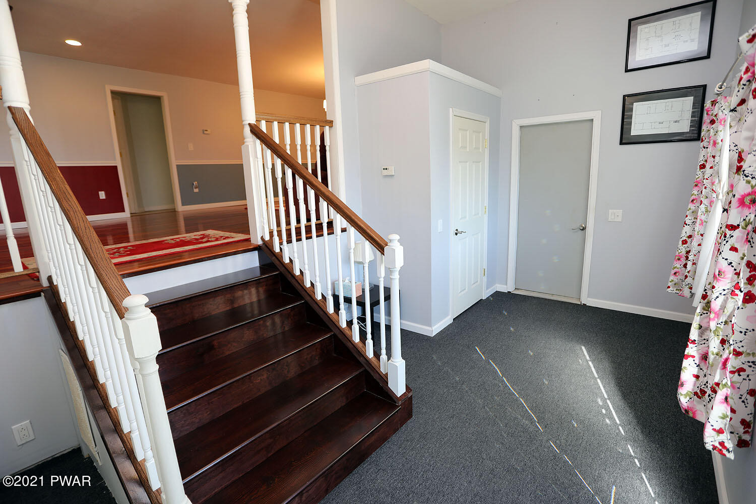 63 Arnolds Road Equinunk, PA 18417 - Photo 5 of 34 Entry/foyer
