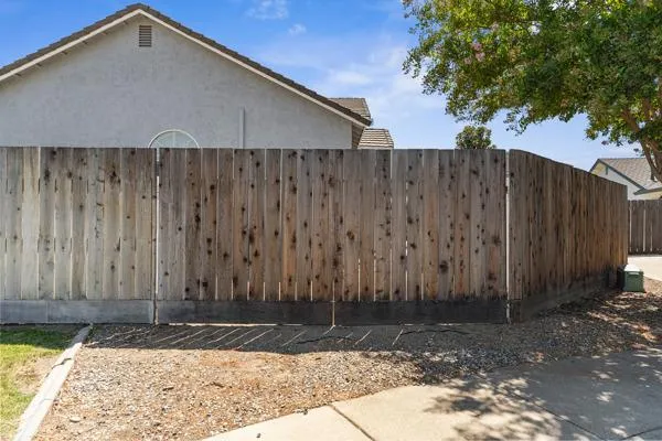 $570,000 | 3501 Soda Canyon Drive, Ceres, CA 95307