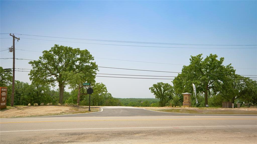 8033 Encanto Way Azle, TX 76020 - Photo 2 of 10