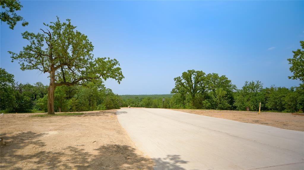 8033 Encanto Way Azle, TX 76020 - Photo 3 of 10