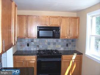 215 Worrell Drive Springfield, PA 19064 - Photo 4 of 6
