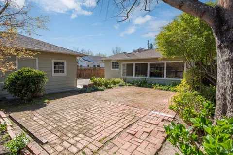 $795,000 | 136 Alderbrook Drive, Santa Rosa, CA 95405
