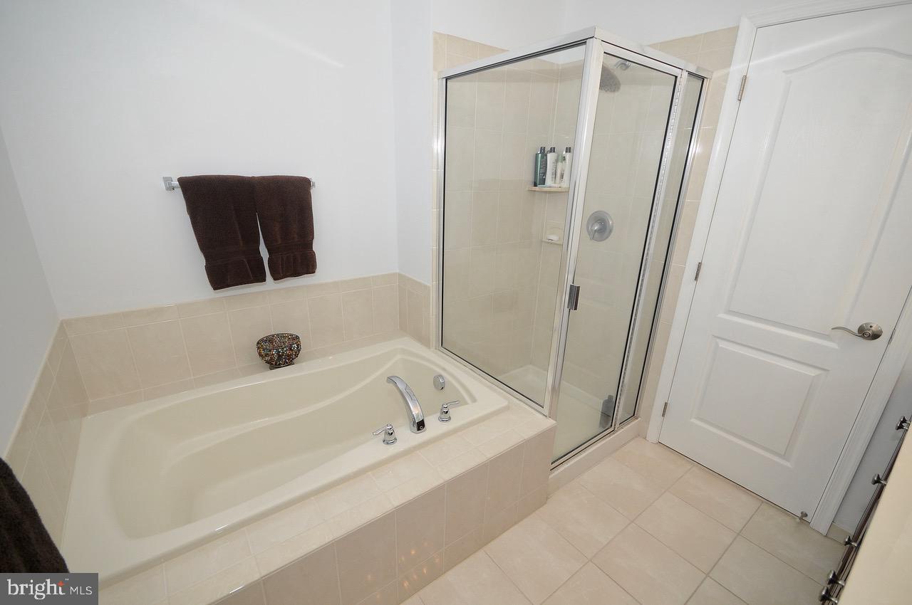 1009 Moore Road West Deptford, NJ 08086 - Photo 34 of 40 Master Bath