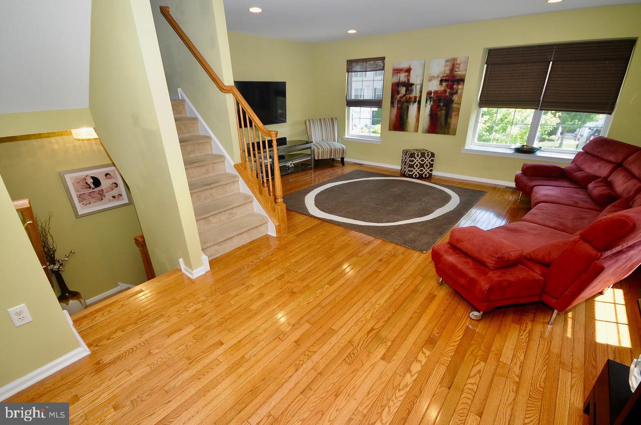1009 Moore Road West Deptford, NJ 08086 - Photo 7 of 40 Great Room, Hardwood Floors