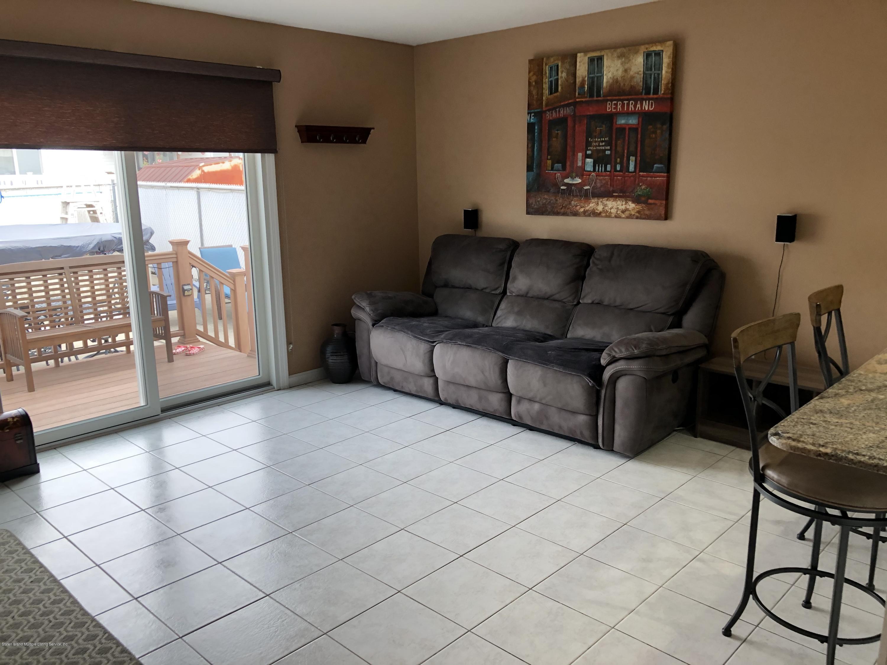 58 Stephen Loop Staten Island, NY 10314 - Photo 12 of 49 12