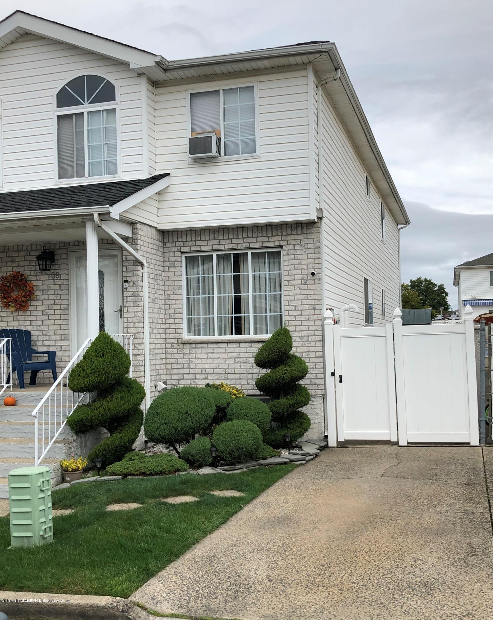 58 Stephen Loop Staten Island, NY 10314 - Photo 2 of 49 2