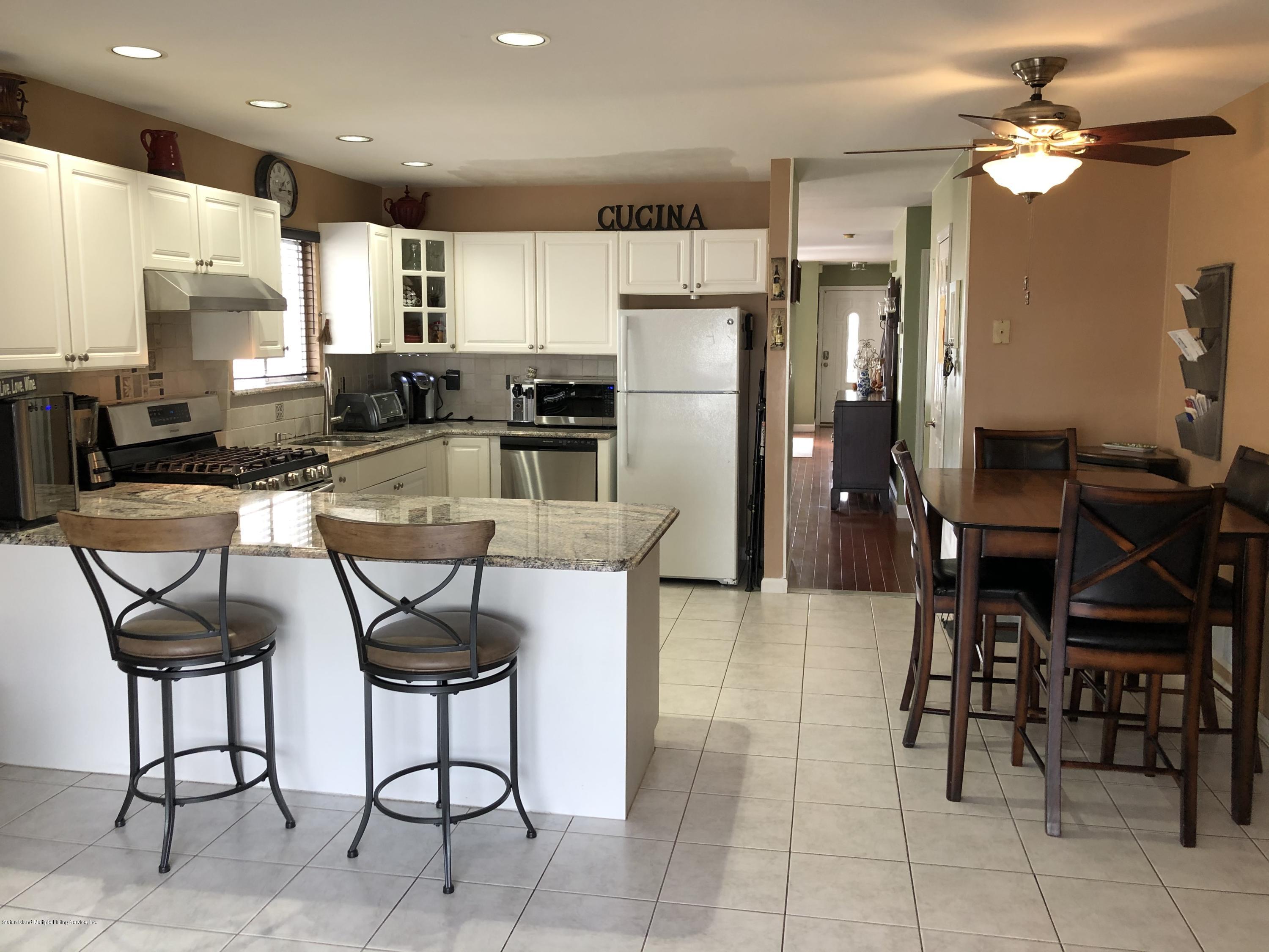 58 Stephen Loop Staten Island, NY 10314 - Photo 9 of 49 9