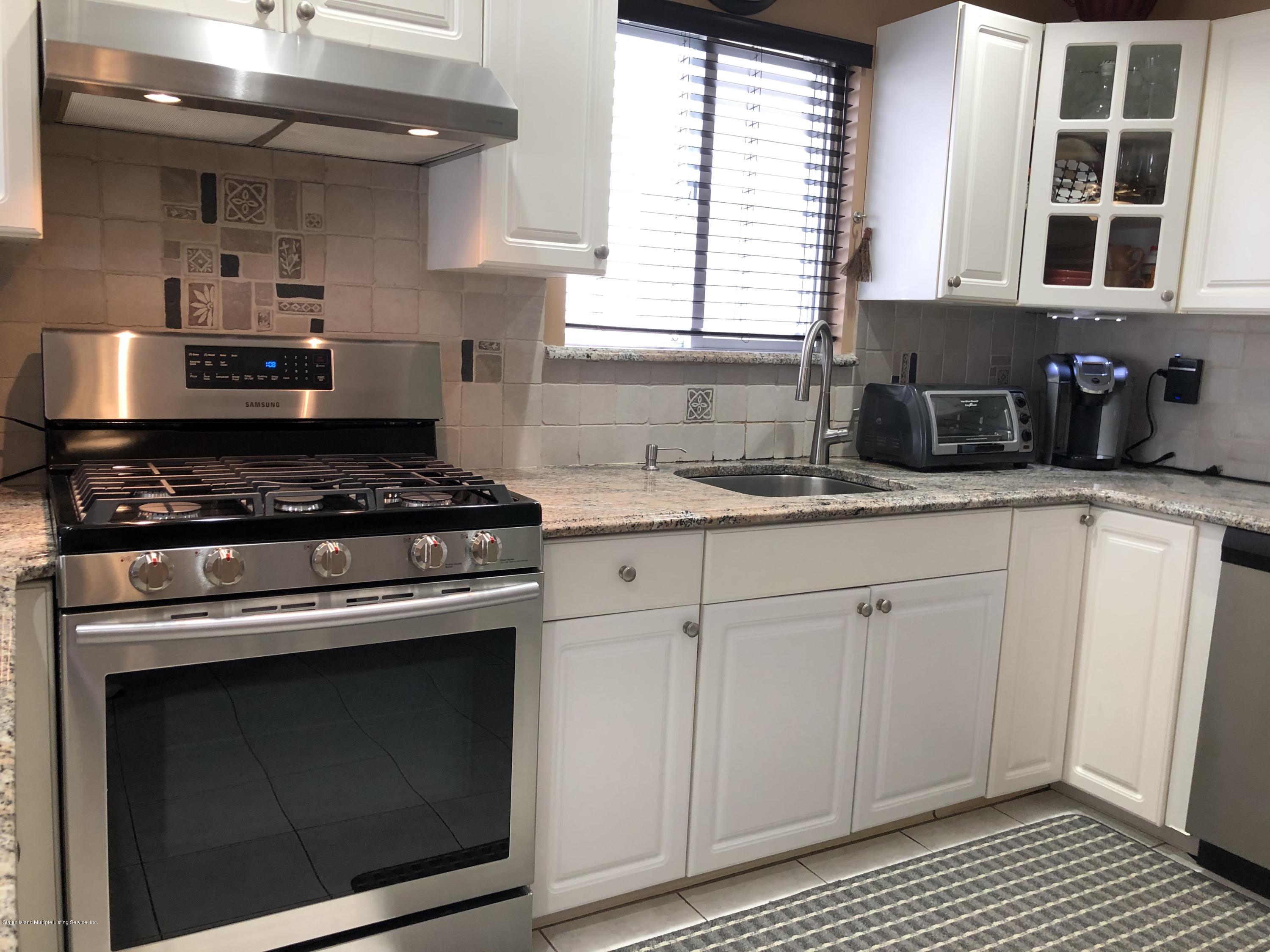 58 Stephen Loop Staten Island, NY 10314 - Photo 10 of 49 10