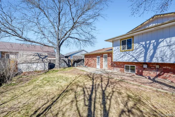 a house view with a outdoor space