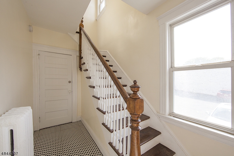 19 Herman Street, Unit 2 Glen Ridge, NJ 07028 - Photo 2 of 10