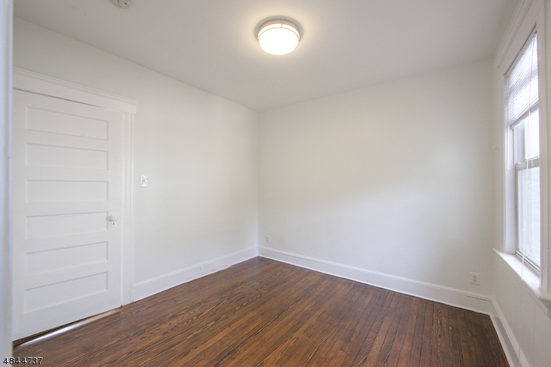 19 Herman Street, Unit 2 Glen Ridge, NJ 07028 - Photo 8 of 10