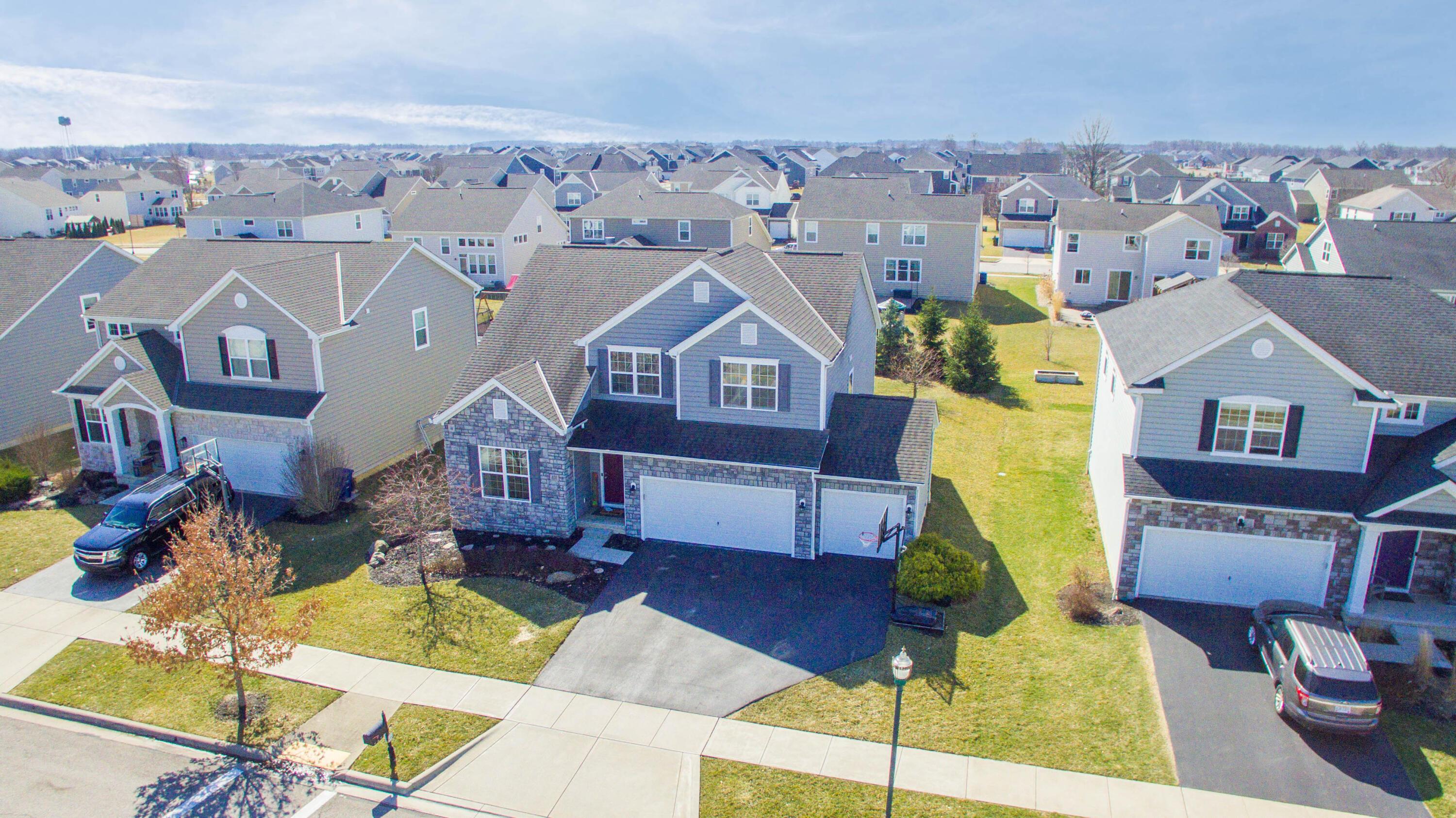 520 Eagle Walk Road Delaware, OH 43015 - Photo 3 of 34 DJI_0006-Edit
