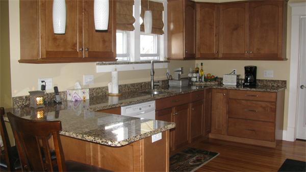 28 Ellsworth Avenue Springfield, MA 01118 - Photo 8 of 20 Gallery Image 8