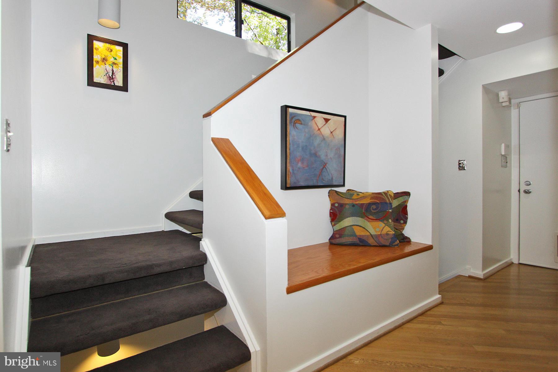 1606 North Village Road Reston, VA 20194 - Photo 14 of 28 Interior (General)