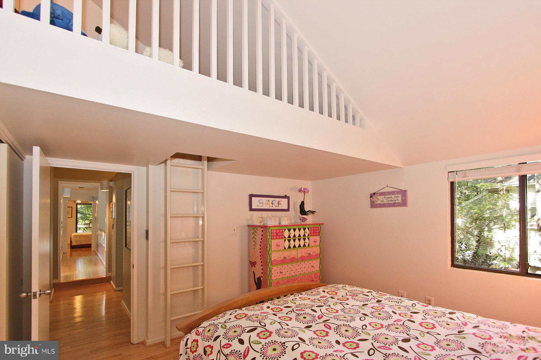 1606 North Village Road Reston, VA 20194 - Photo 19 of 28 Bedroom