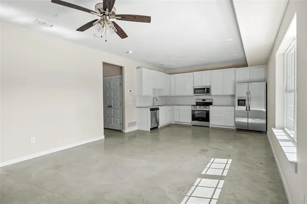 $1,800 | 2290 West Tarleton Street, Unit 105, Stephenville, TX 76401