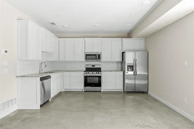 $1,800 | 2290 West Tarleton Street, Unit 105, Stephenville, TX 76401