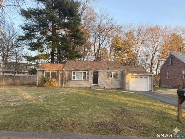 $299,900 | 1 Crescent Beach Drive, Enfield, CT 06082