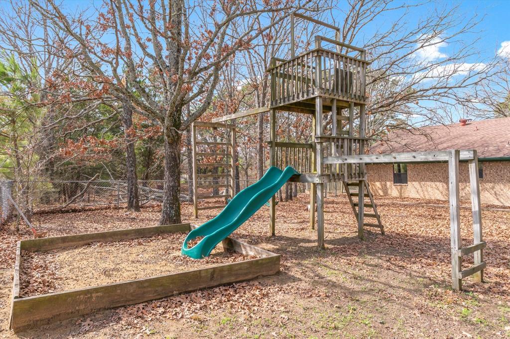 8844 Highway 19 Athens, TX 75752 - Photo 29 of 37