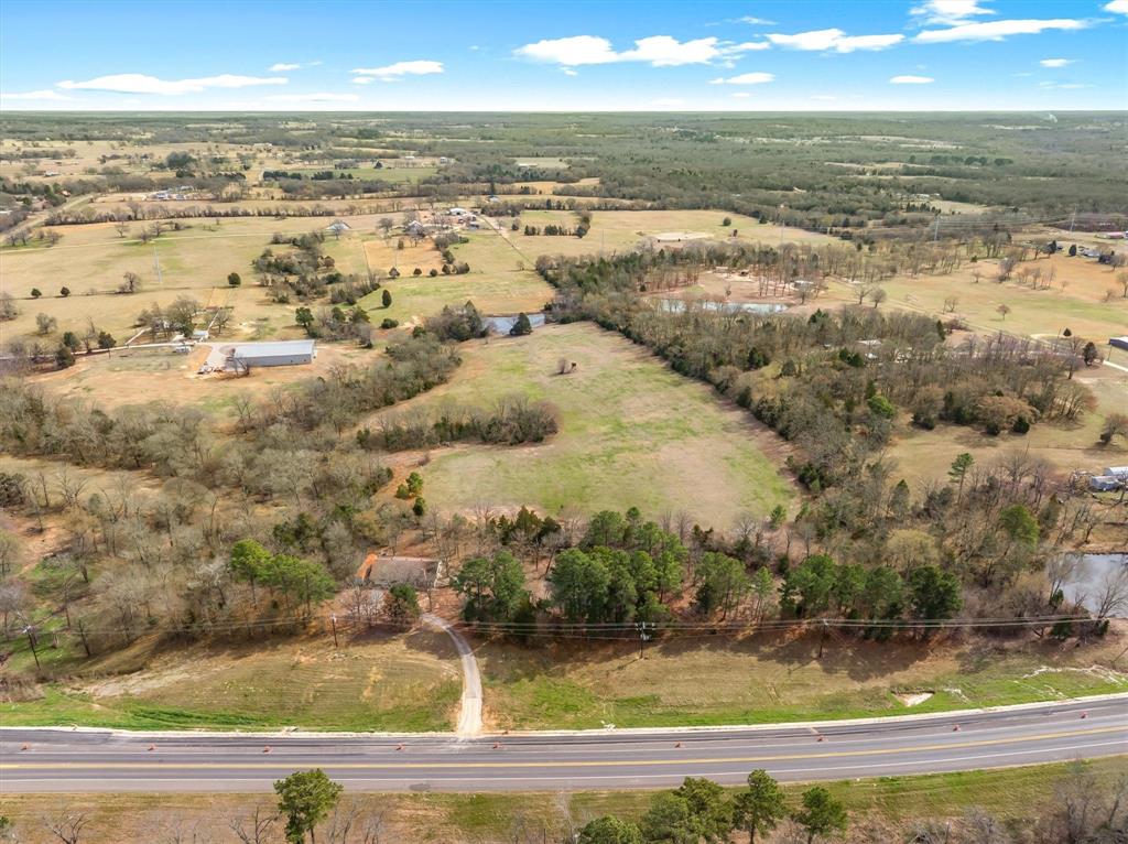 8844 Highway 19 Athens, TX 75752 - Photo 3 of 37