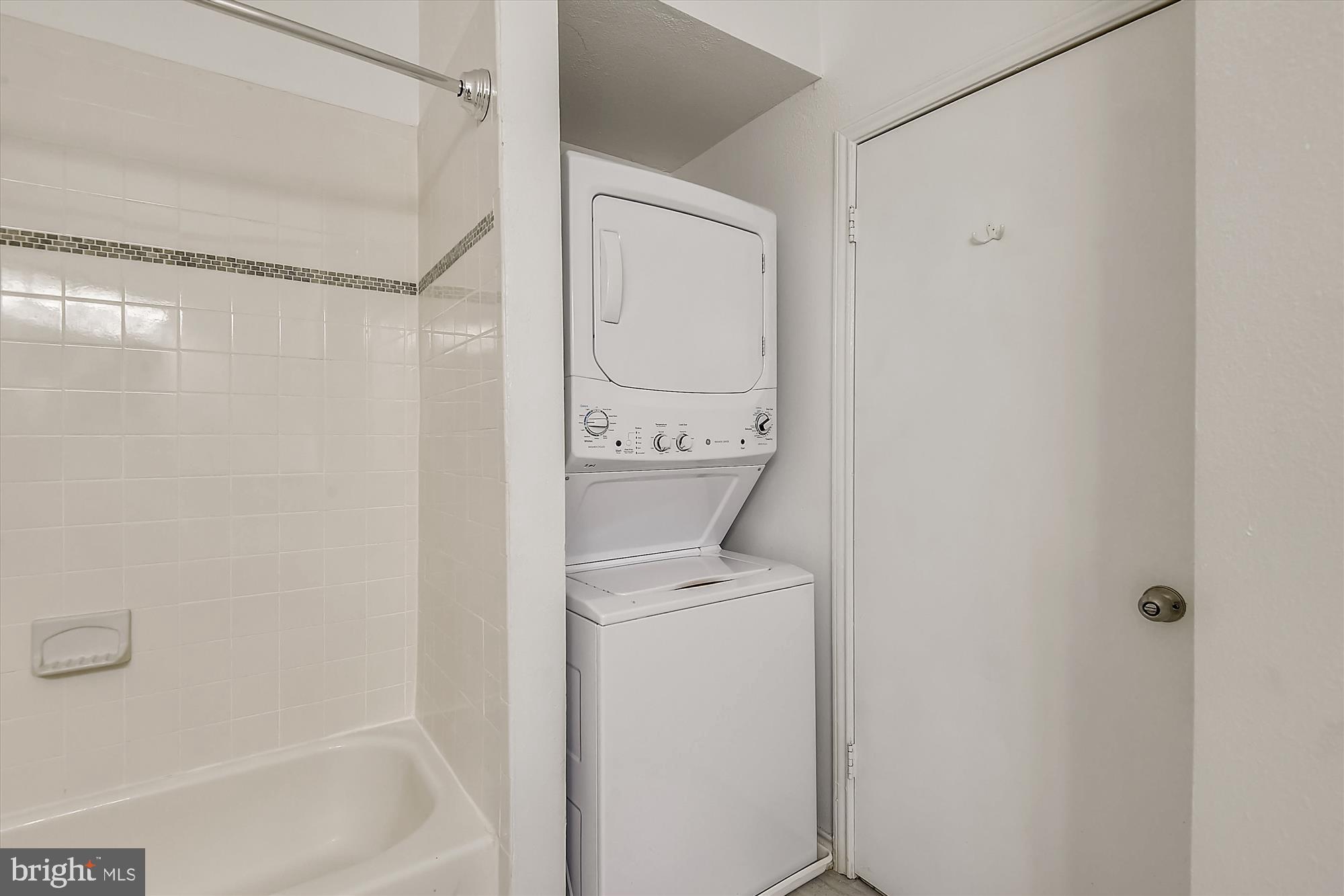12162 Penderview Lane, Unit 1623 Fairfax, VA 22033 - Photo 20 of 28 Stacked Washer/Dryer