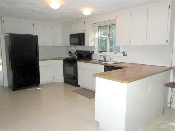 21 Borderland Road Sharon, MA 02067 - Photo 5 of 13 Gallery Image 5